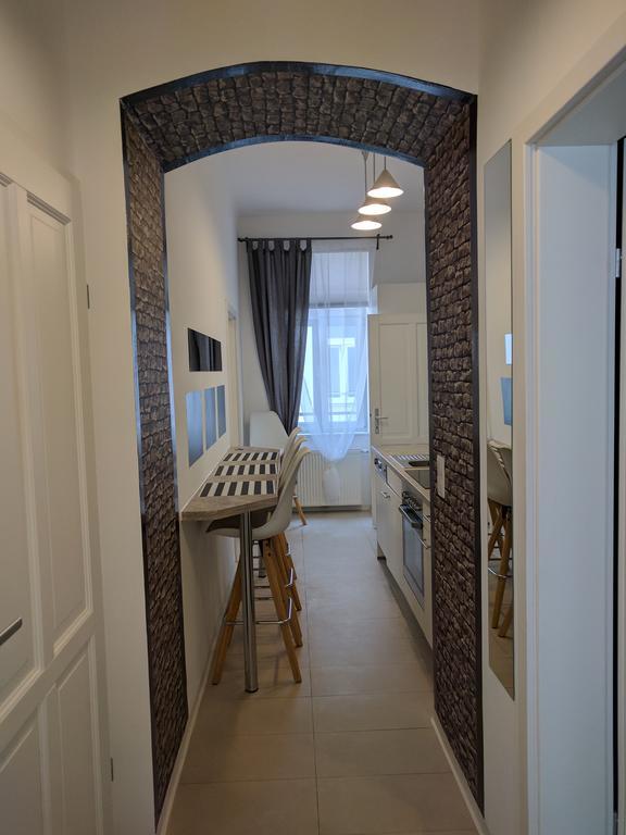 Design Place 1030 Apartment